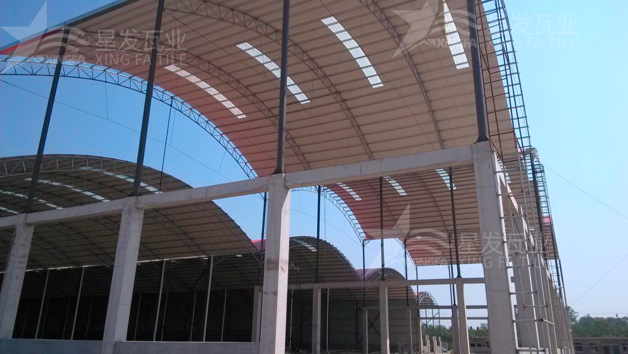 樹脂瓦廠家教你：在惡劣環(huán)境條件下，用什么屋面瓦安全又可靠？