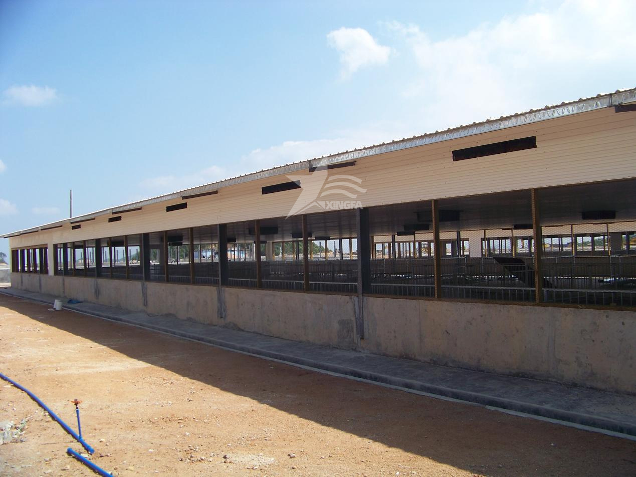 樹(shù)脂瓦：養(yǎng)殖場(chǎng)的避暑勝地，為小動(dòng)物們打造舒適棲息地