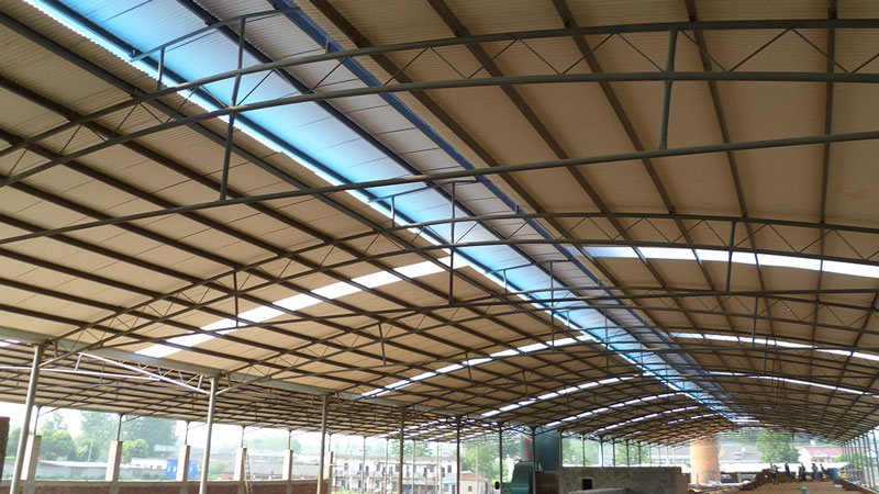 遇上雷陣雨時，屋面上的絕緣樹脂瓦是否安全？是否導(dǎo)電？